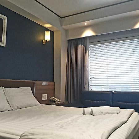 Reddoorz Premium Cloud 9 An Nhon Hotel Ho Chi Minh City Exterior photo